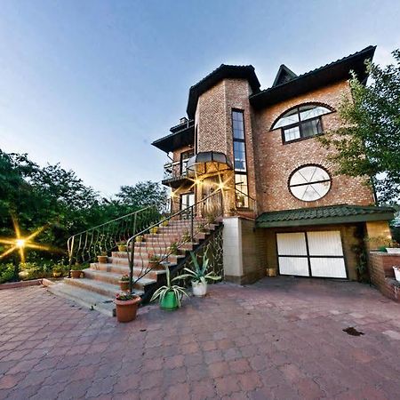 Villa Rosa Gomel Exterior photo