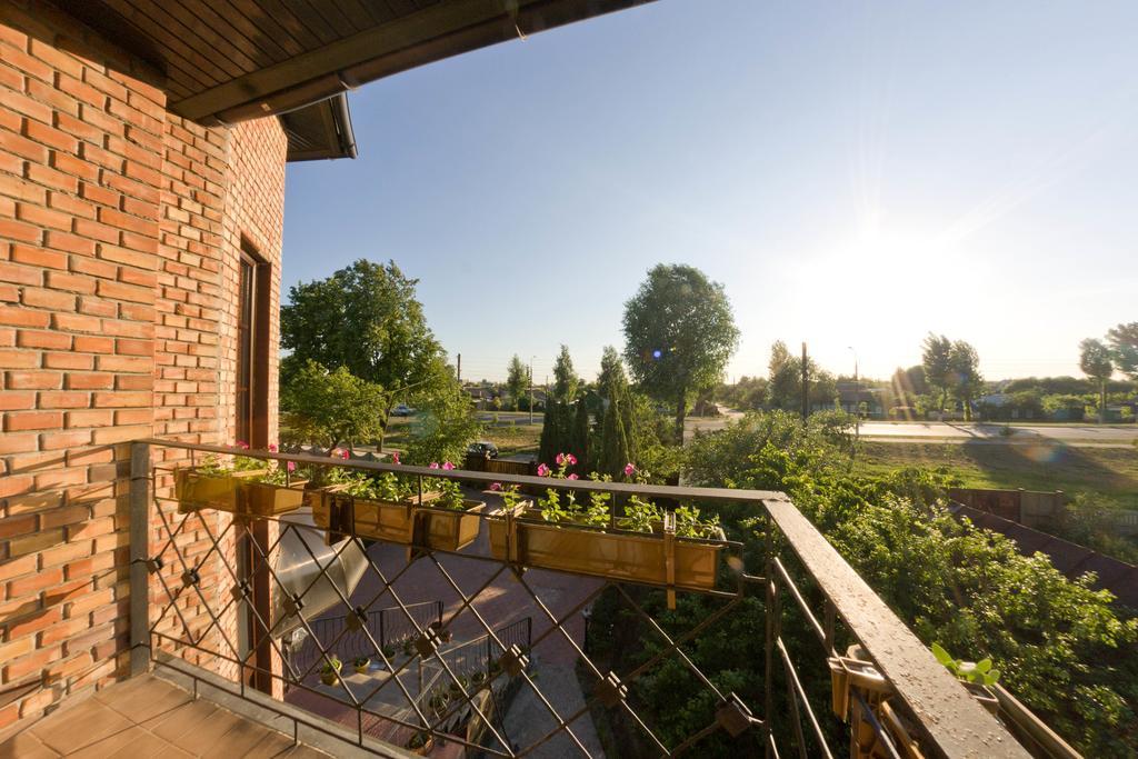 Villa Rosa Gomel Exterior photo